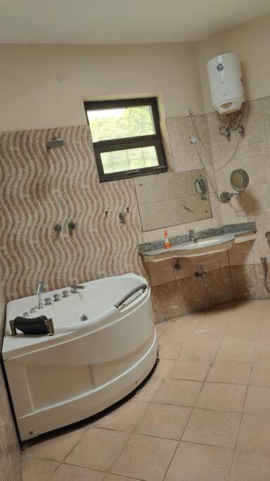Basti House - Boutique Homestay ลัคเนา ภายนอก รูปภาพ